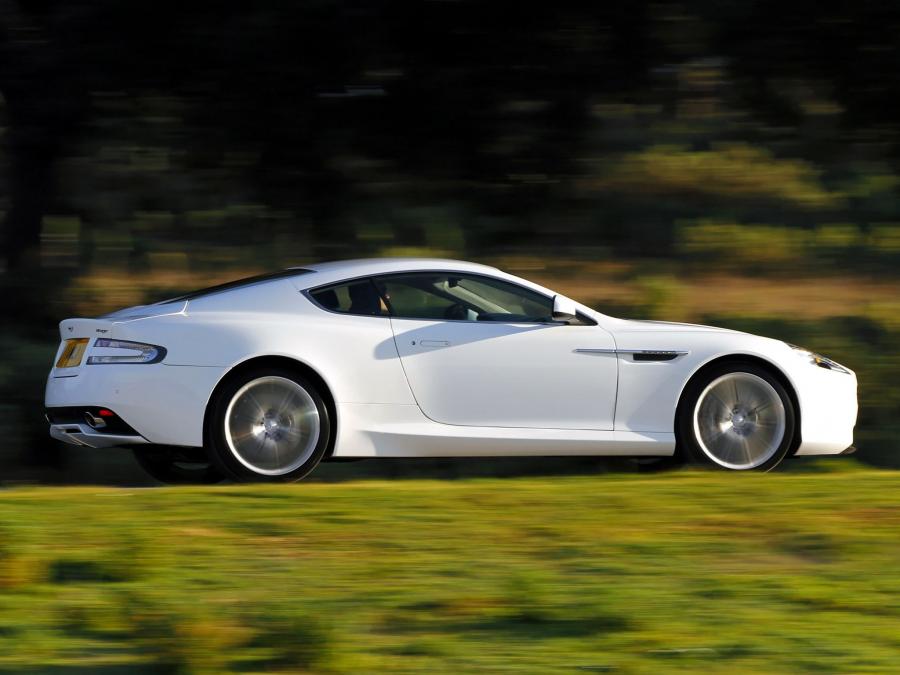  Aston Martin Virage 2011 года  (фото 46 из 55)